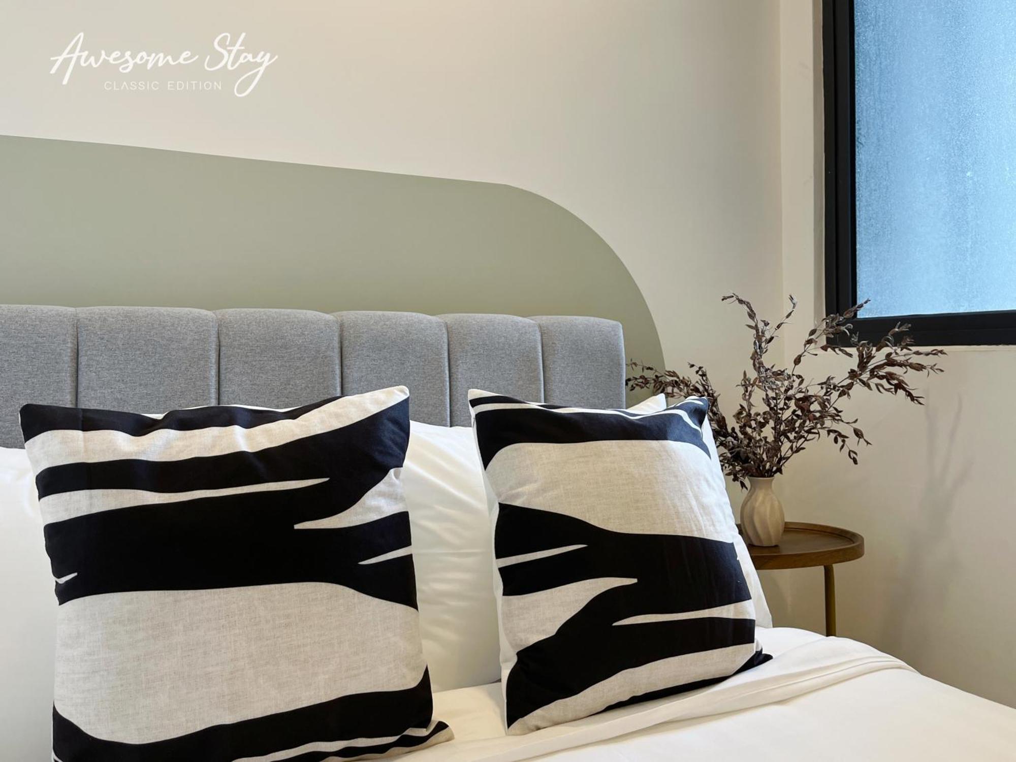Neu By Awesomestay *